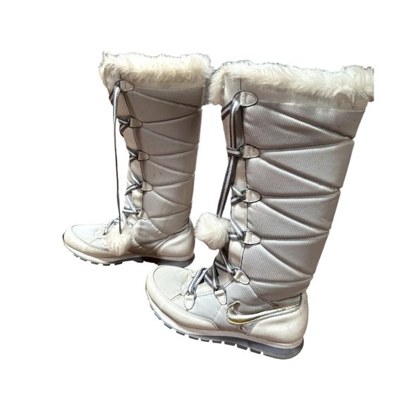 NIKE White Cream Tall Faux Fur Pom Pom Snow Winter Boots Women - Size 6.5 - Picture 2 of 10